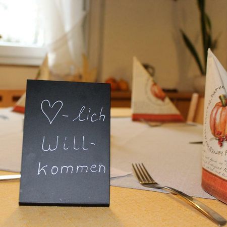 Gasthof Roessle Ochsenwang Bissingen an der Teck Buitenkant foto